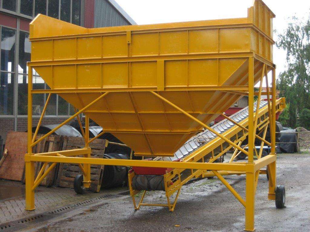 Douw | Transportband met trechter